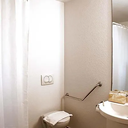 Ibis Budget Bordeaux Sud 2*
